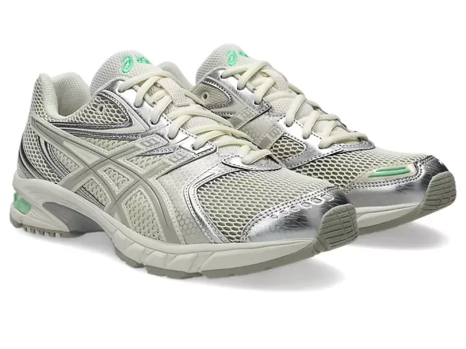 GEL-DS TRAINER  14