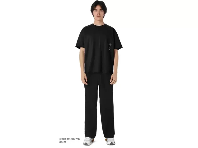 GRAPHIC TEE
