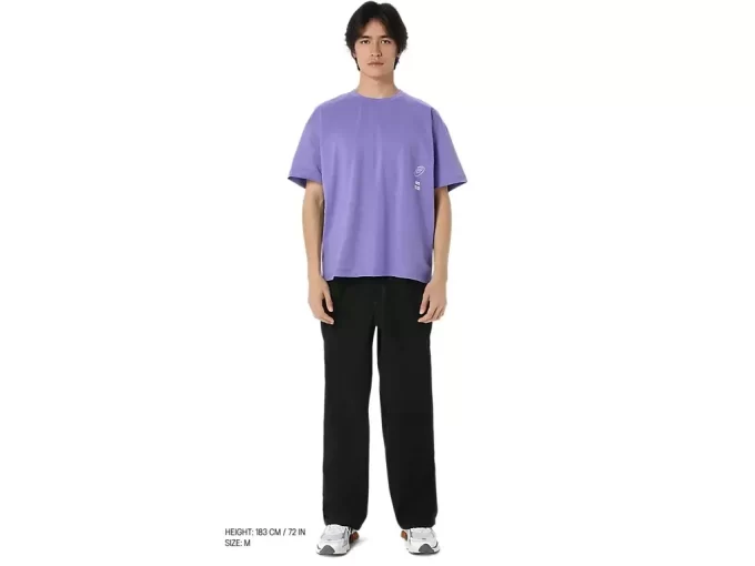 GRAPHIC TEE