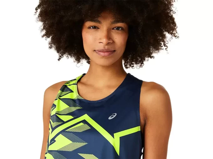 LIGHT GRAPHIC TANK