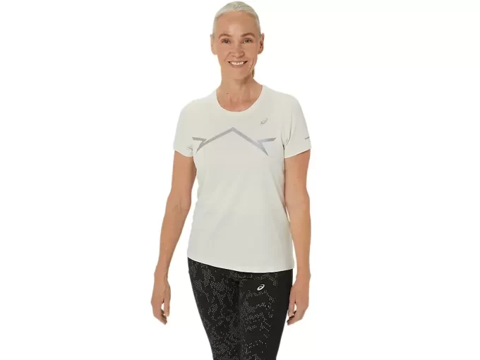 LITE-SHOW SHORT SLEEVE TOP