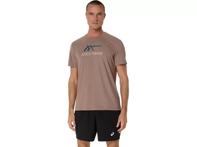 MEN’S COURT GRAPHIC TEE