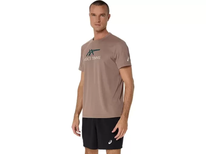 MEN’S COURT GRAPHIC TEE