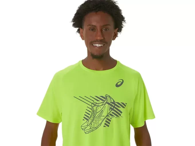 MEN’S SHOES GRAPHIC SHORT SLEEVE TOP