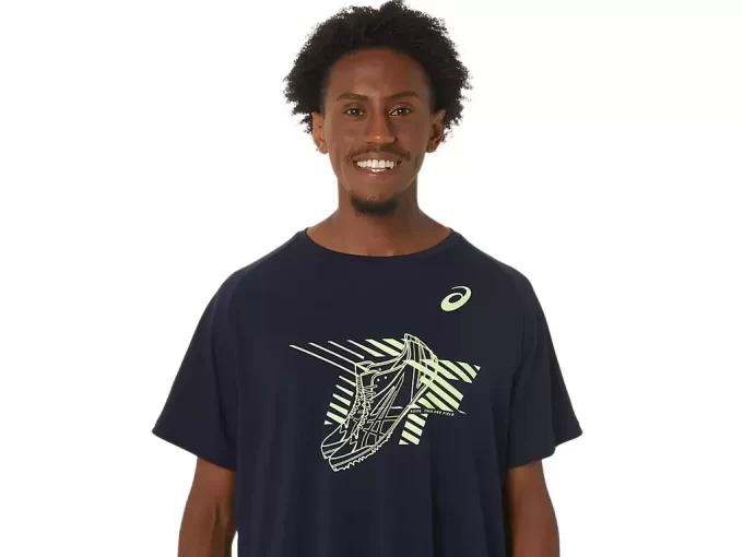 MEN’S SHOES GRAPHIC SHORT SLEEVE TOP