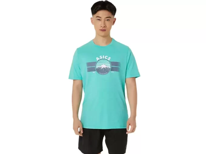 UNISEX ASICS EST 1977 MOUNTAIN TEE