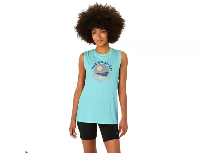 WOMEN’S ASICS SUN IN THE SKY SLOGAN MUSCLE TEE