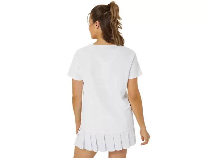 WOMEN’S CLASSIC GRAPHIC TEE WOMEN’S CLASSIC GRAPHIC TEE