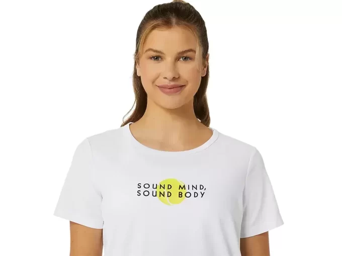 WOMEN’S CLASSIC GRAPHIC TEE WOMEN’S CLASSIC GRAPHIC TEE