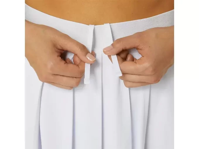 WOMEN’S CLASSIC SKORT