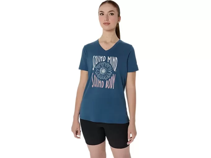 WOMEN’S SUNFLOWER SLOGAN V-NECK