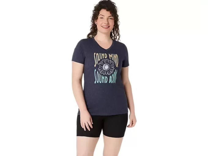 WOMEN’S SUNFLOWER SLOGAN V-NECK
