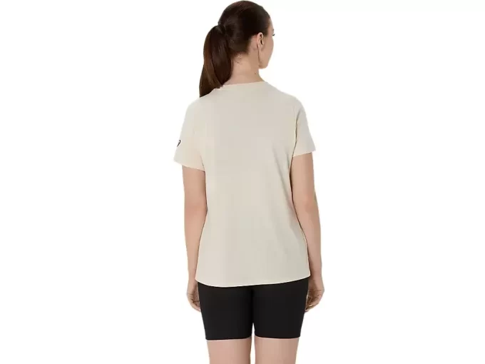 WOMEN’S SUNFLOWER SLOGAN V-NECK