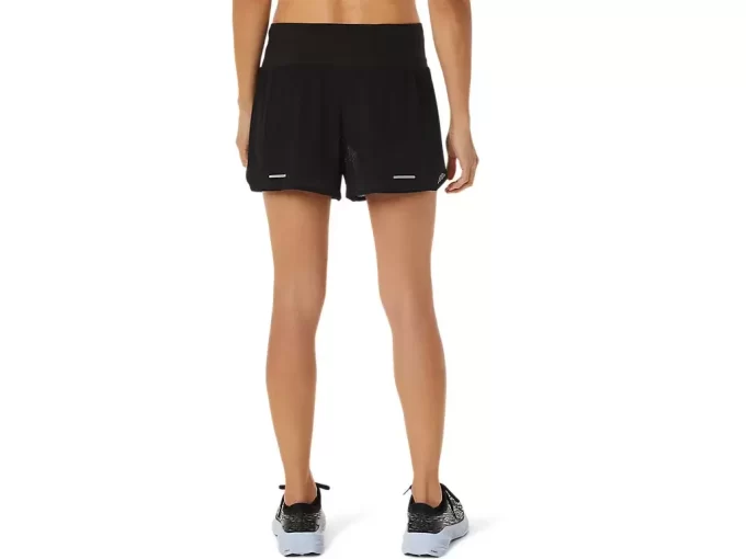 WOMEN’S VENTILATE 2-N-1 3.5IN SHORT